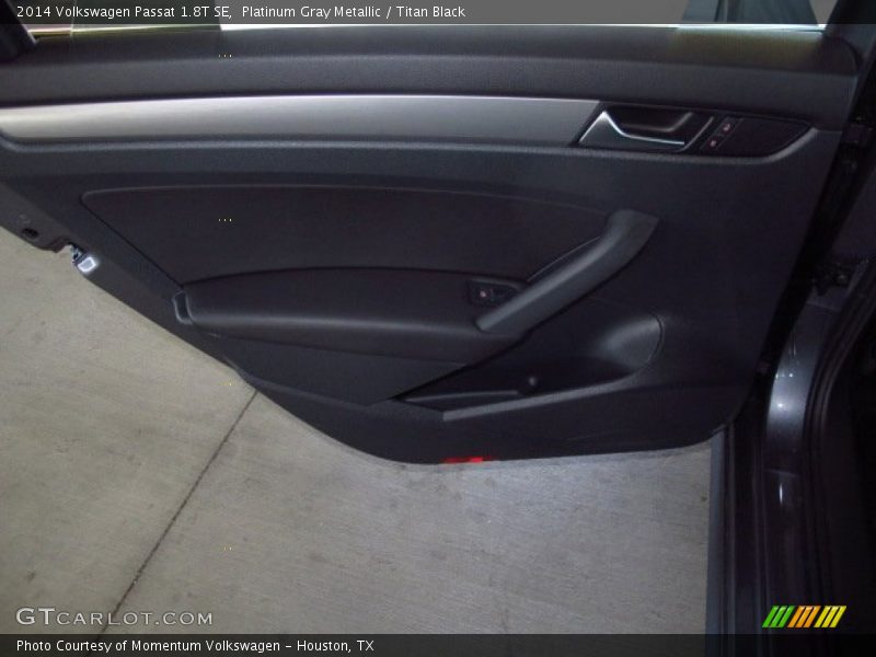 Platinum Gray Metallic / Titan Black 2014 Volkswagen Passat 1.8T SE