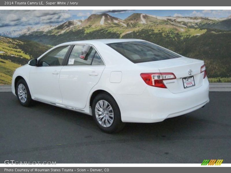 Super White / Ivory 2014 Toyota Camry LE