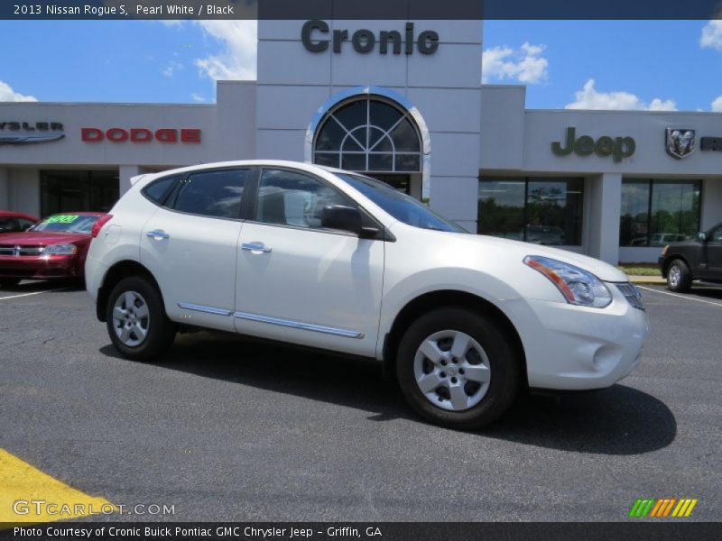 Pearl White / Black 2013 Nissan Rogue S