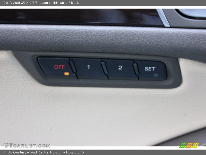 Ibis White / Black 2013 Audi Q5 2.0 TFSI quattro