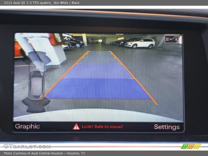 Ibis White / Black 2013 Audi Q5 2.0 TFSI quattro