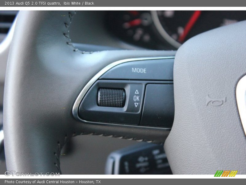Ibis White / Black 2013 Audi Q5 2.0 TFSI quattro