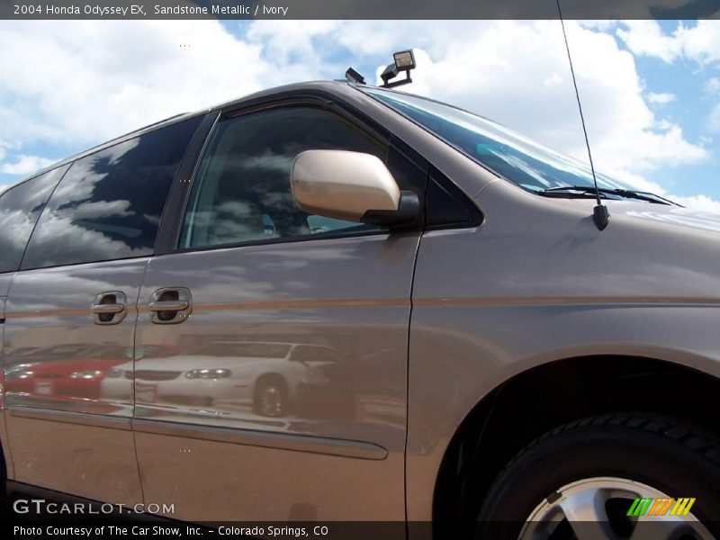 Sandstone Metallic / Ivory 2004 Honda Odyssey EX