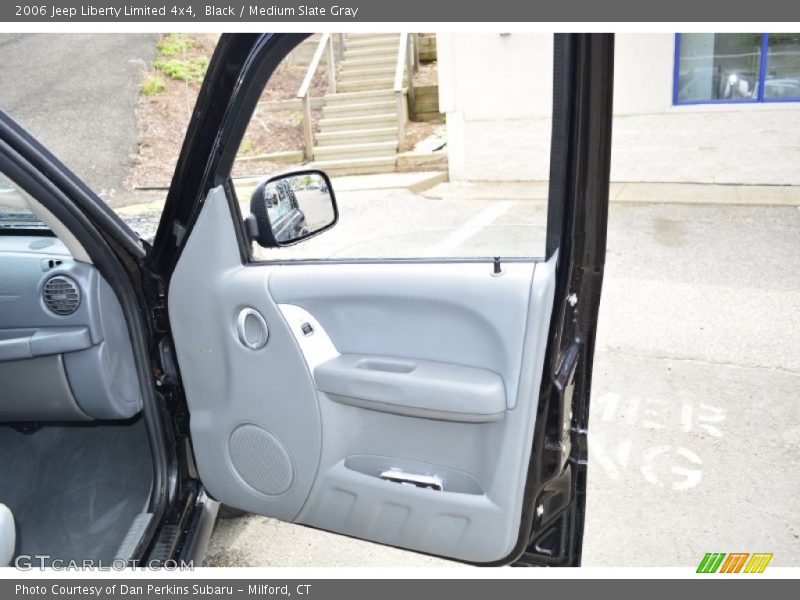 Black / Medium Slate Gray 2006 Jeep Liberty Limited 4x4