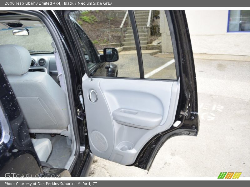 Black / Medium Slate Gray 2006 Jeep Liberty Limited 4x4