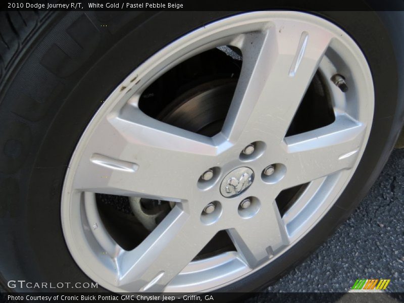 White Gold / Pastel Pebble Beige 2010 Dodge Journey R/T