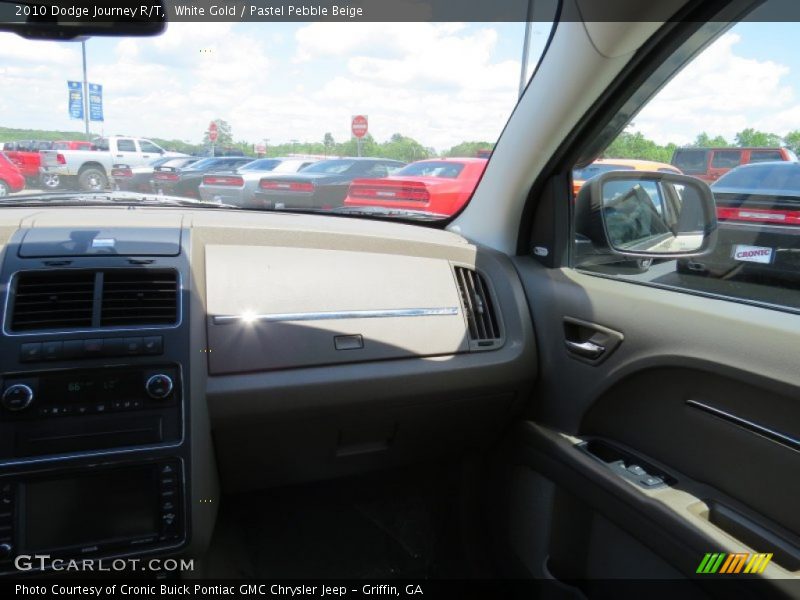 White Gold / Pastel Pebble Beige 2010 Dodge Journey R/T