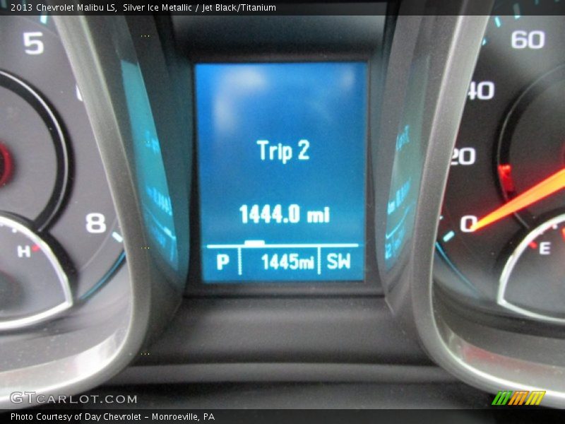 Silver Ice Metallic / Jet Black/Titanium 2013 Chevrolet Malibu LS