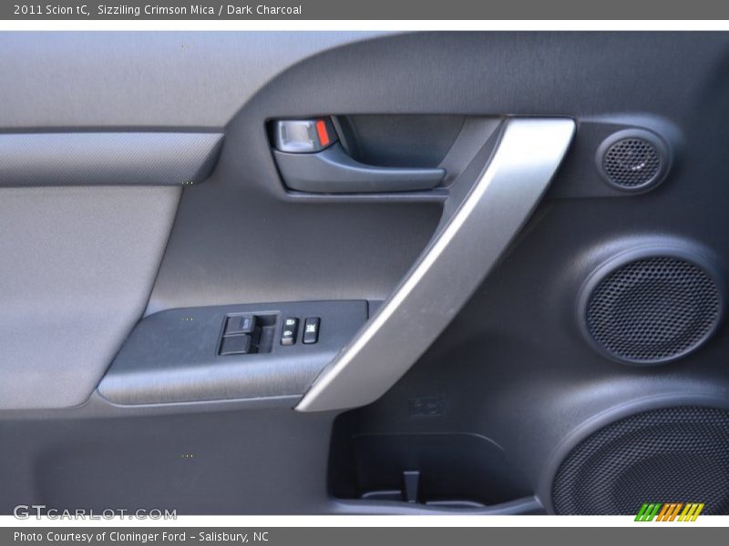 Sizziling Crimson Mica / Dark Charcoal 2011 Scion tC