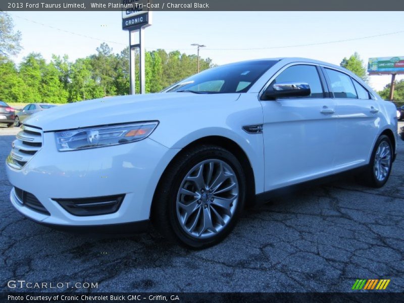White Platinum Tri-Coat / Charcoal Black 2013 Ford Taurus Limited