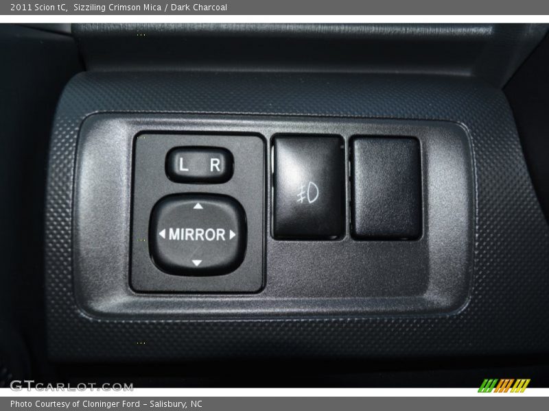 Sizziling Crimson Mica / Dark Charcoal 2011 Scion tC