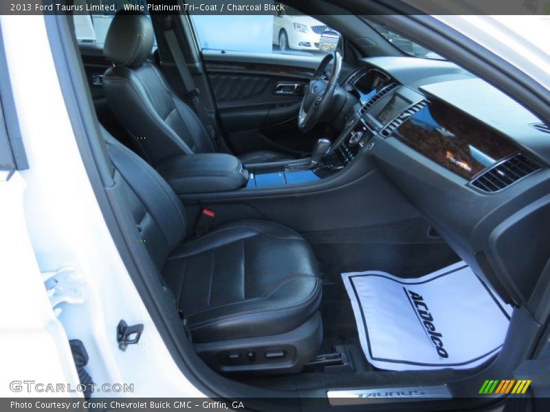White Platinum Tri-Coat / Charcoal Black 2013 Ford Taurus Limited