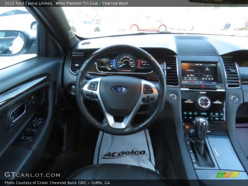 White Platinum Tri-Coat / Charcoal Black 2013 Ford Taurus Limited