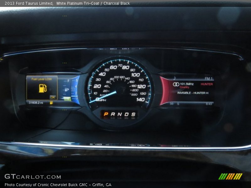 White Platinum Tri-Coat / Charcoal Black 2013 Ford Taurus Limited