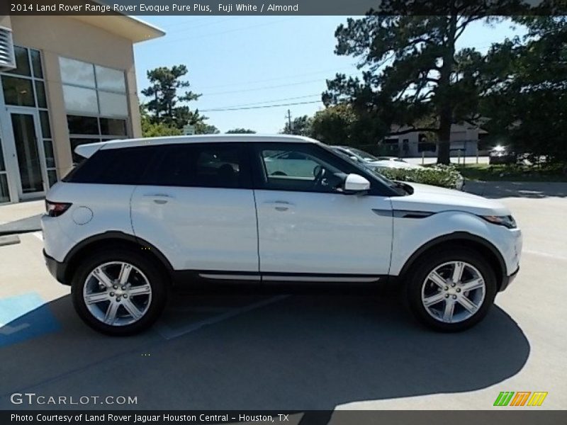 Fuji White / Almond 2014 Land Rover Range Rover Evoque Pure Plus
