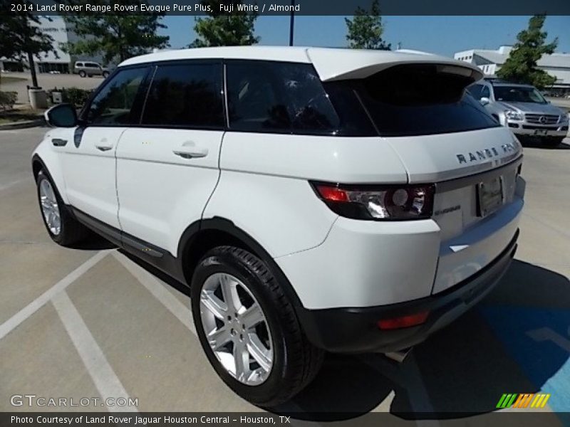 Fuji White / Almond 2014 Land Rover Range Rover Evoque Pure Plus