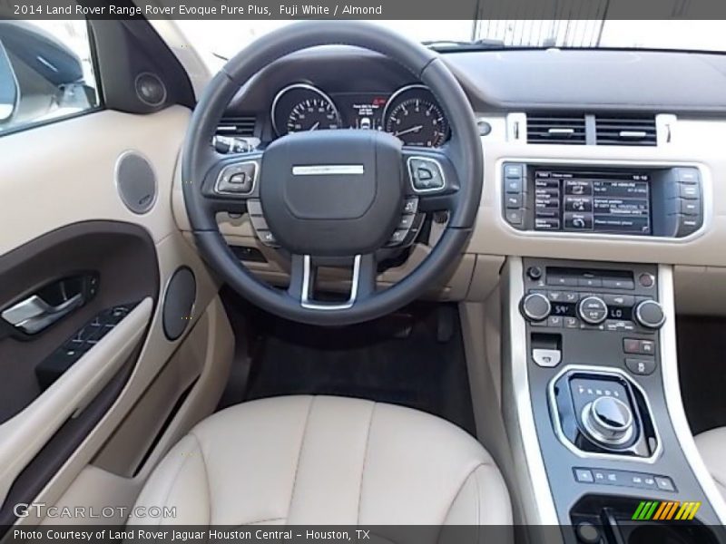 Fuji White / Almond 2014 Land Rover Range Rover Evoque Pure Plus