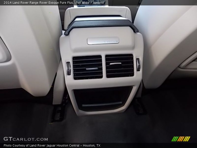 Fuji White / Almond 2014 Land Rover Range Rover Evoque Pure Plus