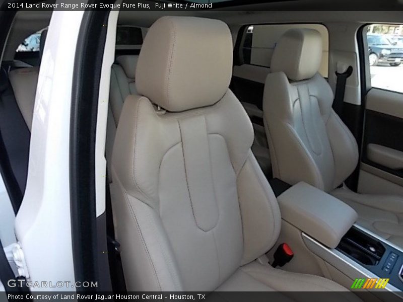 Fuji White / Almond 2014 Land Rover Range Rover Evoque Pure Plus