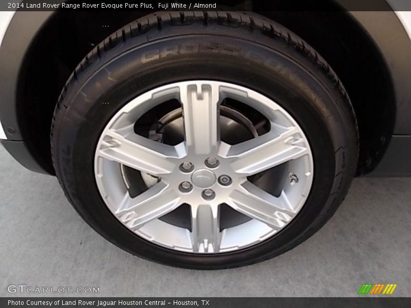 Fuji White / Almond 2014 Land Rover Range Rover Evoque Pure Plus