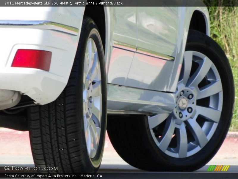 Arctic White / Almond/Black 2011 Mercedes-Benz GLK 350 4Matic
