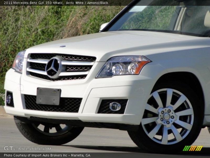 Arctic White / Almond/Black 2011 Mercedes-Benz GLK 350 4Matic