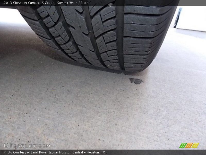 Summit White / Black 2013 Chevrolet Camaro LS Coupe