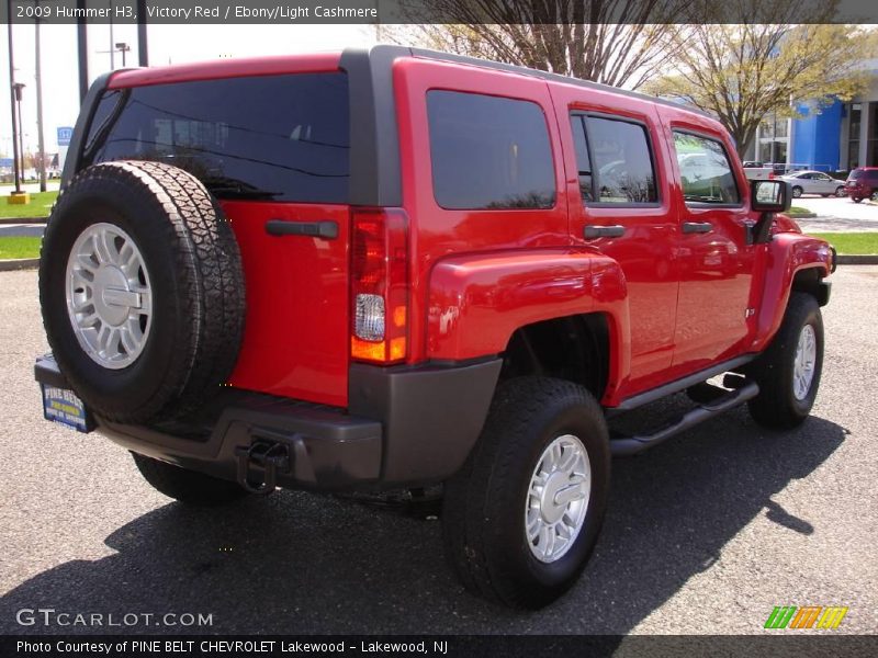Victory Red / Ebony/Light Cashmere 2009 Hummer H3