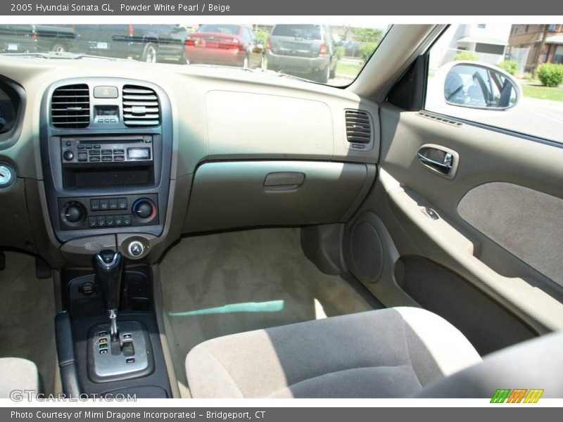 Powder White Pearl / Beige 2005 Hyundai Sonata GL