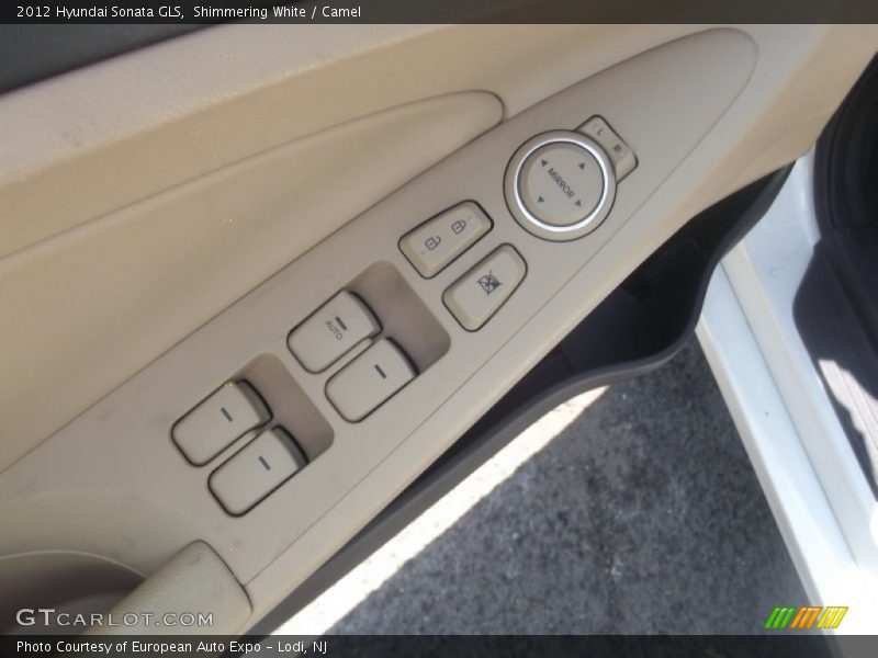 Shimmering White / Camel 2012 Hyundai Sonata GLS