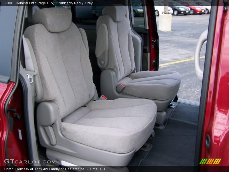 Cranberry Red / Gray 2008 Hyundai Entourage GLS