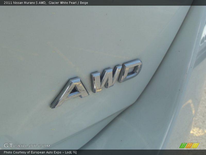 Glacier White Pearl / Beige 2011 Nissan Murano S AWD