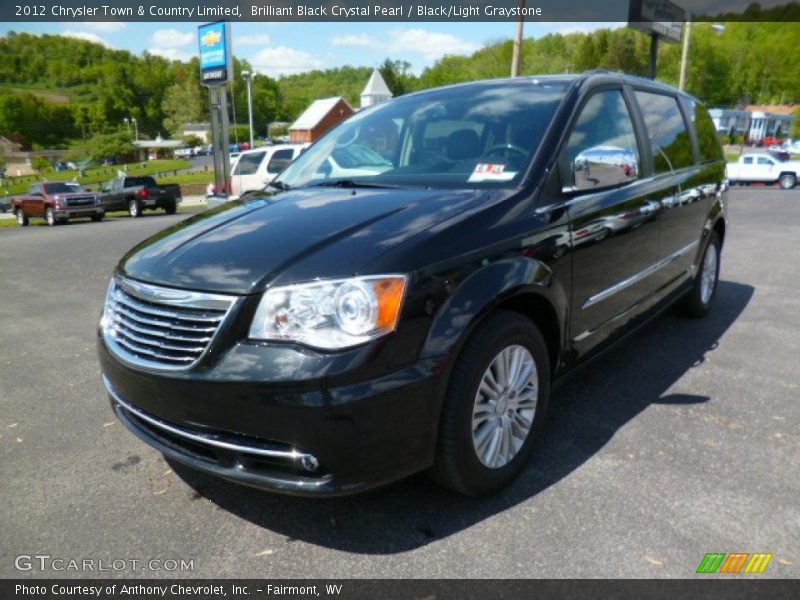 Brilliant Black Crystal Pearl / Black/Light Graystone 2012 Chrysler Town & Country Limited