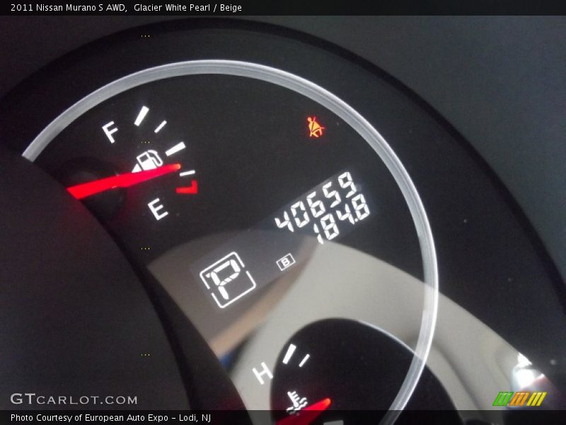 Glacier White Pearl / Beige 2011 Nissan Murano S AWD