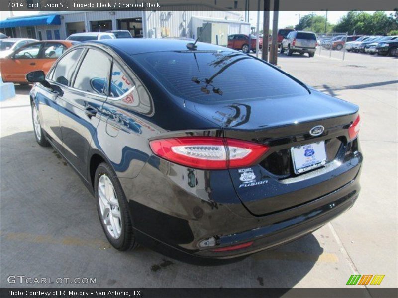 Tuxedo Black / Charcoal Black 2014 Ford Fusion SE