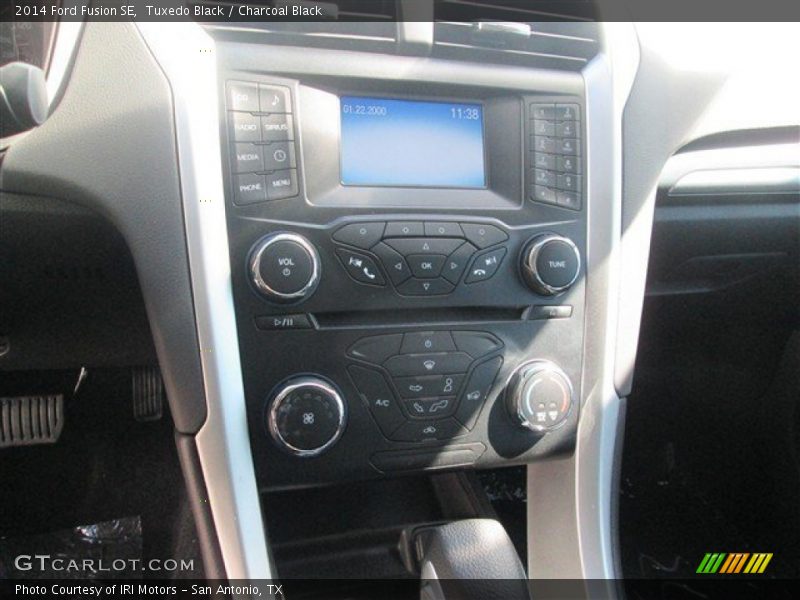 Tuxedo Black / Charcoal Black 2014 Ford Fusion SE
