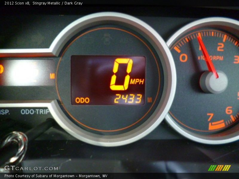 Stingray Metallic / Dark Gray 2012 Scion xB