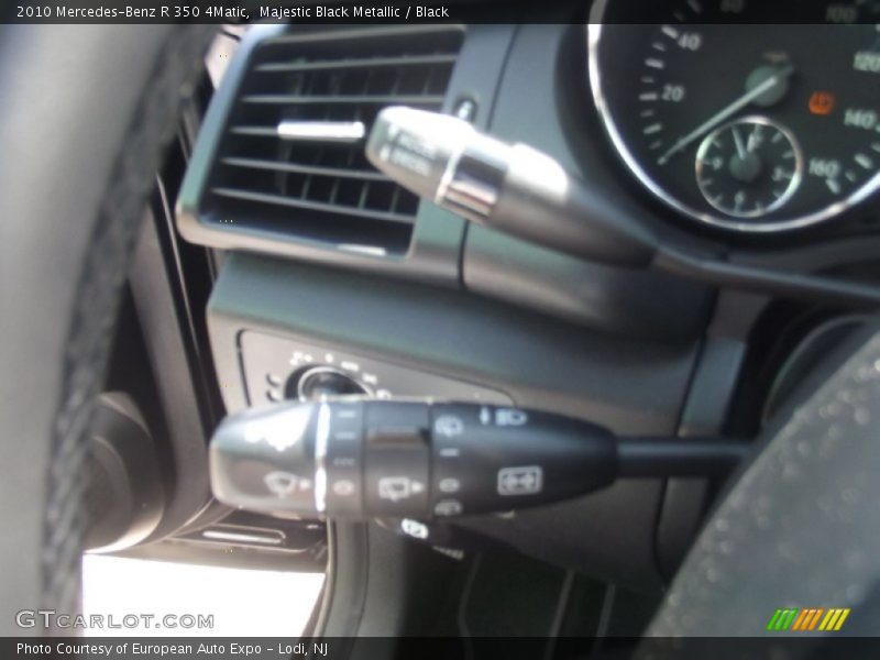 Majestic Black Metallic / Black 2010 Mercedes-Benz R 350 4Matic