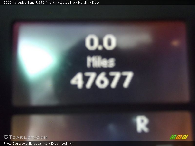 Majestic Black Metallic / Black 2010 Mercedes-Benz R 350 4Matic