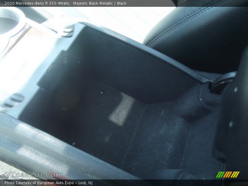 Majestic Black Metallic / Black 2010 Mercedes-Benz R 350 4Matic