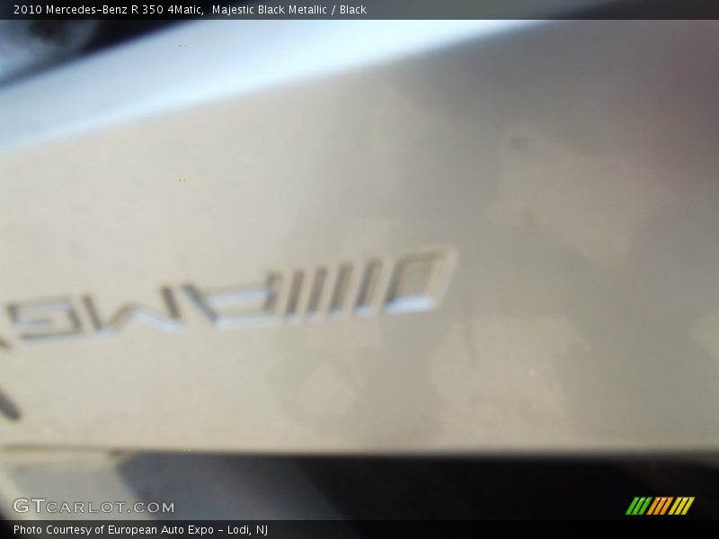 Majestic Black Metallic / Black 2010 Mercedes-Benz R 350 4Matic