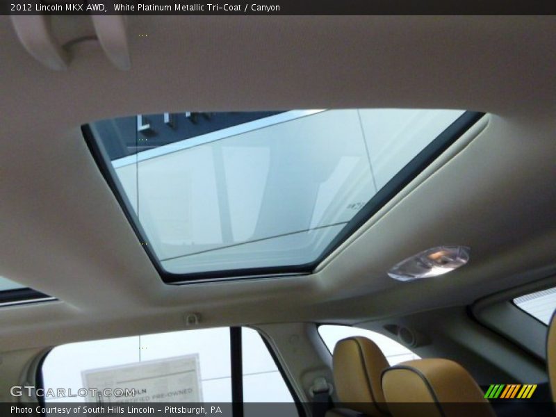 White Platinum Metallic Tri-Coat / Canyon 2012 Lincoln MKX AWD