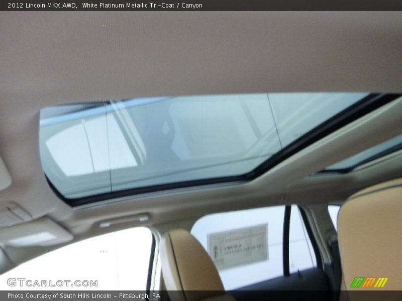 White Platinum Metallic Tri-Coat / Canyon 2012 Lincoln MKX AWD