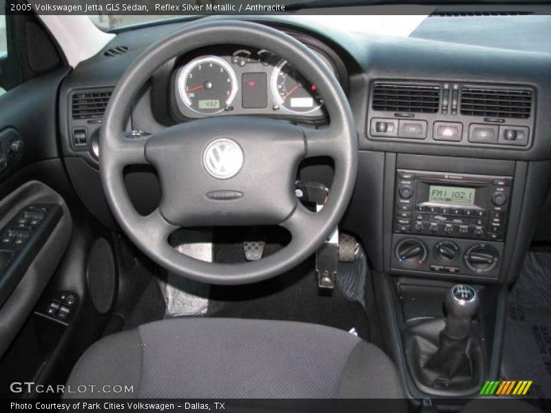 Reflex Silver Metallic / Anthracite 2005 Volkswagen Jetta GLS Sedan