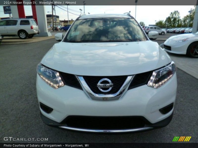 Moonlight White / Almond 2014 Nissan Rogue SV