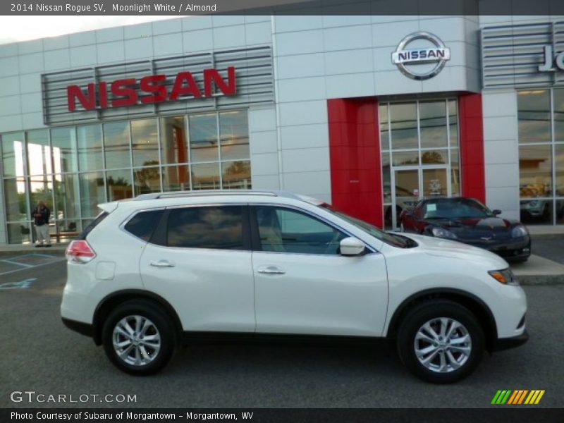 Moonlight White / Almond 2014 Nissan Rogue SV