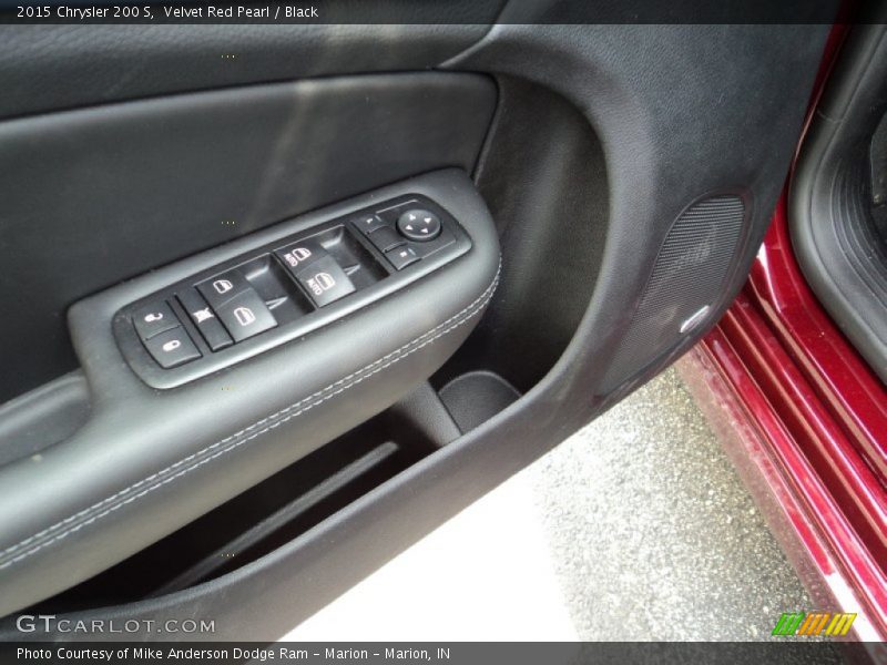 Velvet Red Pearl / Black 2015 Chrysler 200 S