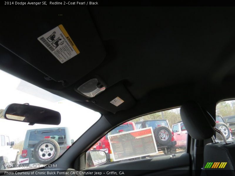 Redline 2-Coat Pearl / Black 2014 Dodge Avenger SE