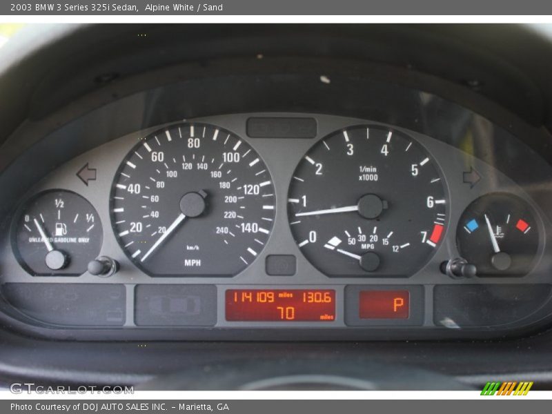 Alpine White / Sand 2003 BMW 3 Series 325i Sedan