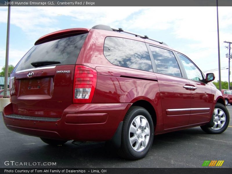 Cranberry Red / Beige 2008 Hyundai Entourage GLS